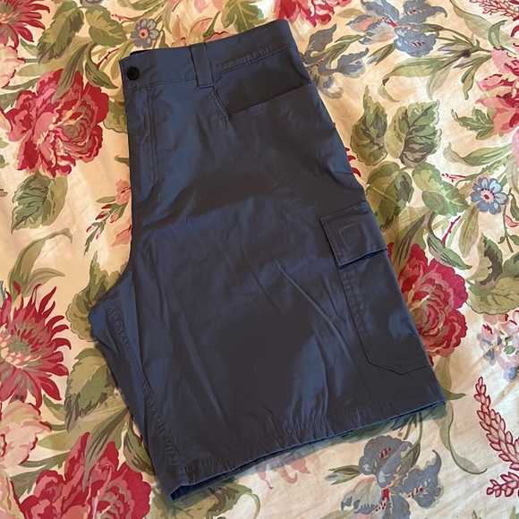 ORVIS Size 36 Tech Cargo Short Deep Gray Stretch Comfort Media Storage $59 NEW - Picture 6 of 16